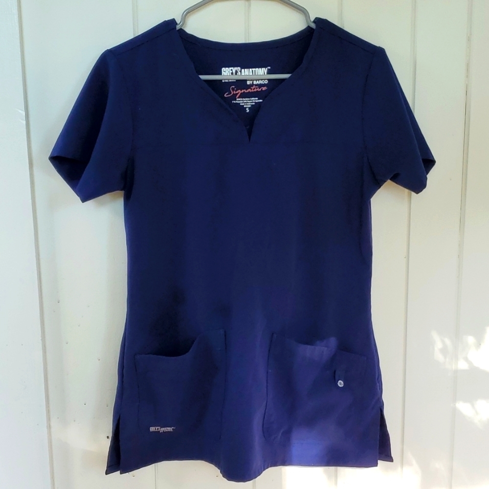 Greys anatomy women's scrub top